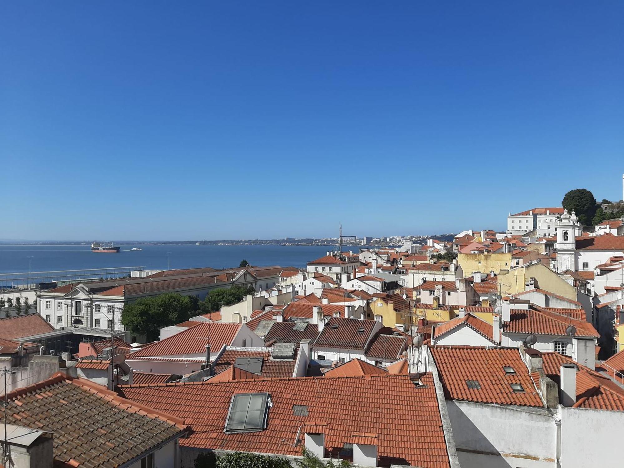 Crooked House Alfama Apartment Lisbon Exterior photo
